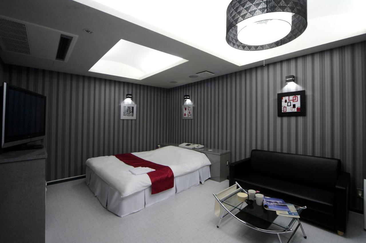 Hotel Lala Minato - Adult Only Nagoja Zewnętrze zdjęcie