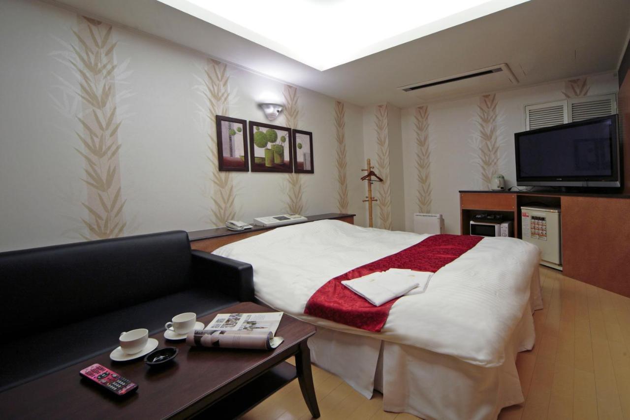 Hotel Lala Minato - Adult Only Nagoja Zewnętrze zdjęcie
