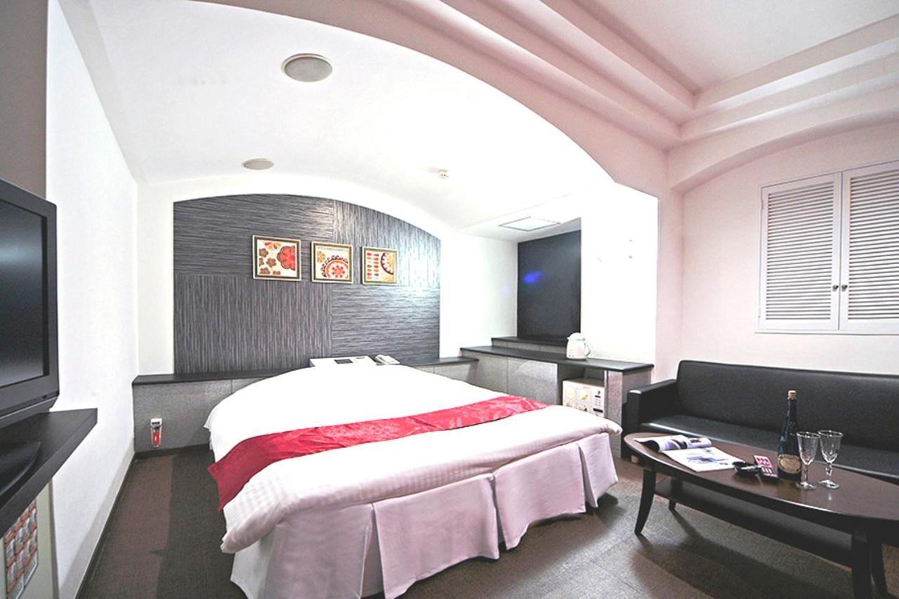 Hotel Lala Minato - Adult Only Nagoja Zewnętrze zdjęcie